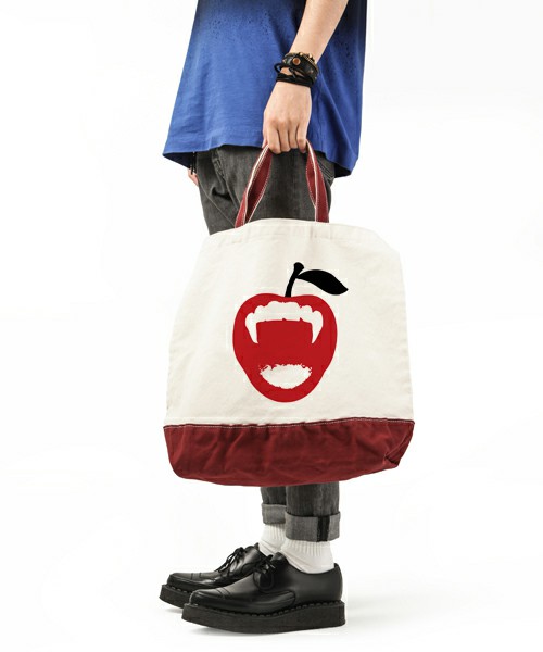 经典图案再现，UNDERCOVER 全新 TOTE BAG 系列